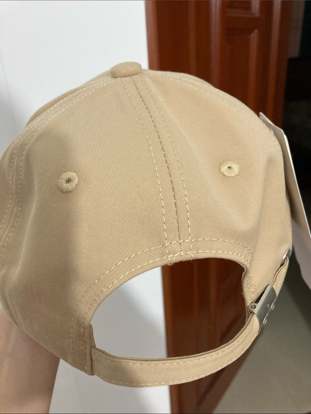Authentic alo Beige Baseball Cap - Picture 3 of 4